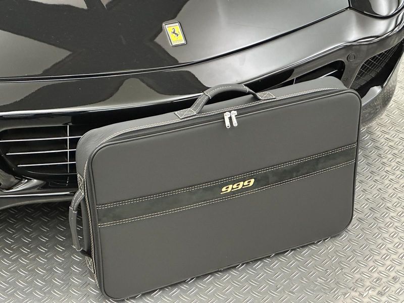 Roadsterbag garment bag Ferrari 599 GTB