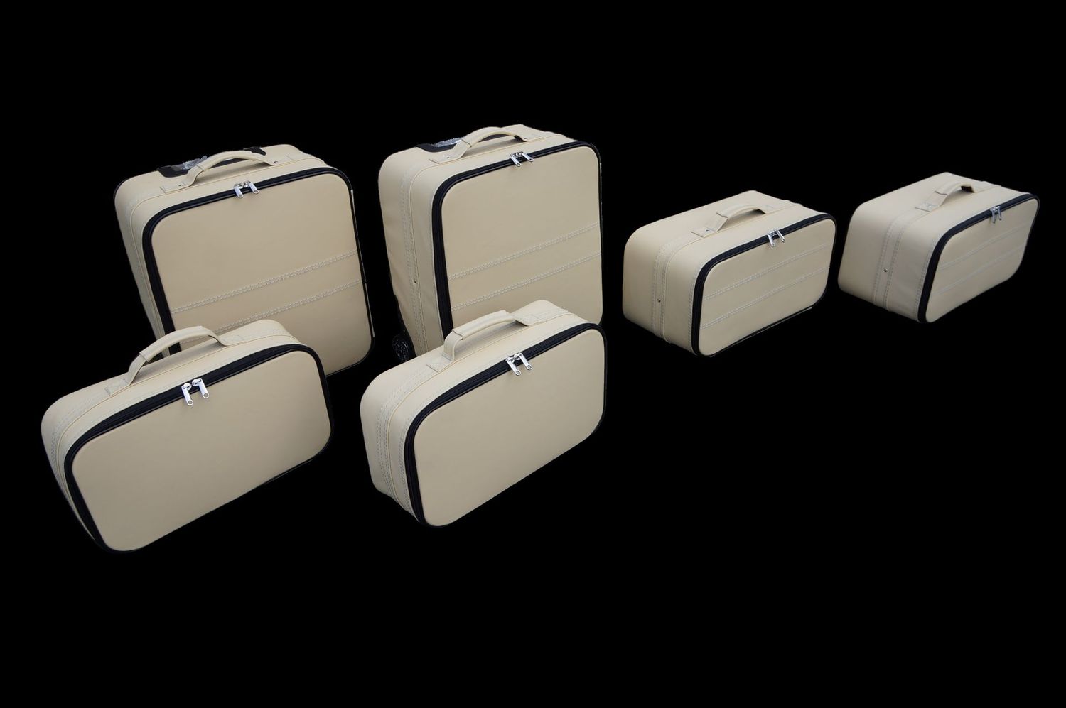 Roadsterbag suitcase set Ferrari GTC 4 Lusso Crema leather (6-pcs) Roadsterbag suitcase set Ferrari GTC 4 Lusso Crema leather (6-pcs)