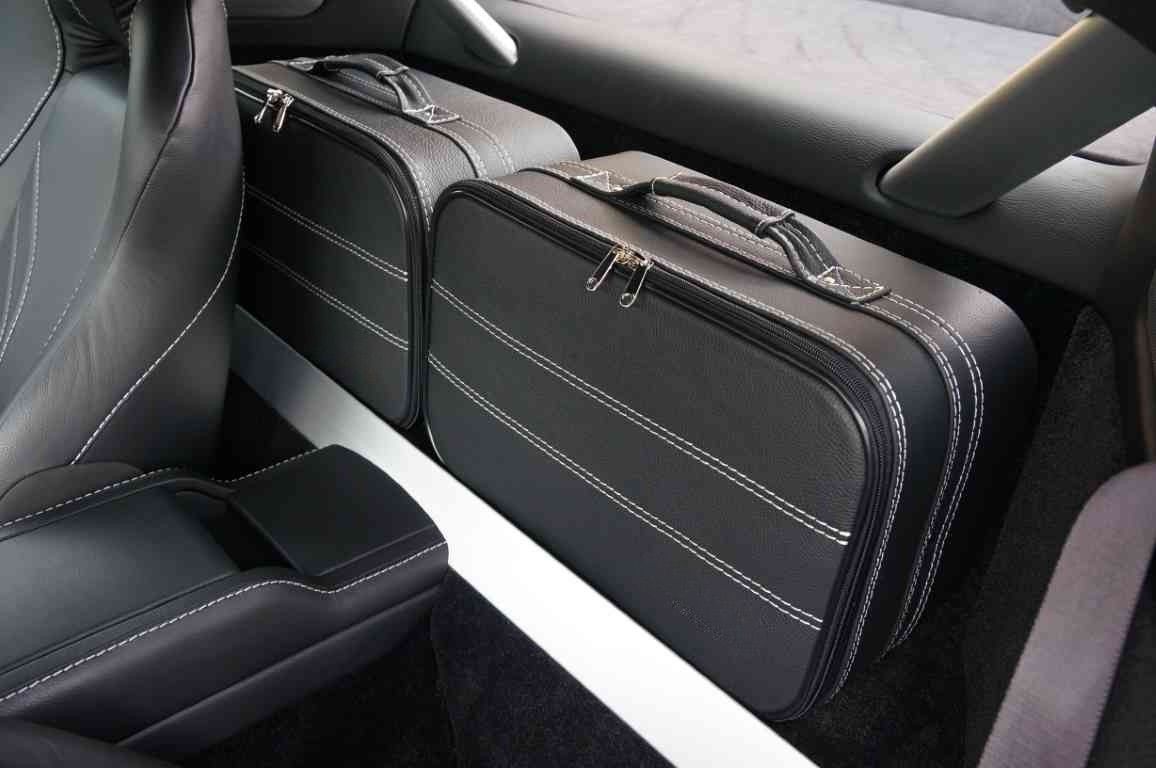 Roadsterbag suitcase set Aston Martin V8 Vantage Coupe 2-piece Black leather Roadsterbag suitcase set Aston Martin V8 Vantage Coupe 2-piece Black leather