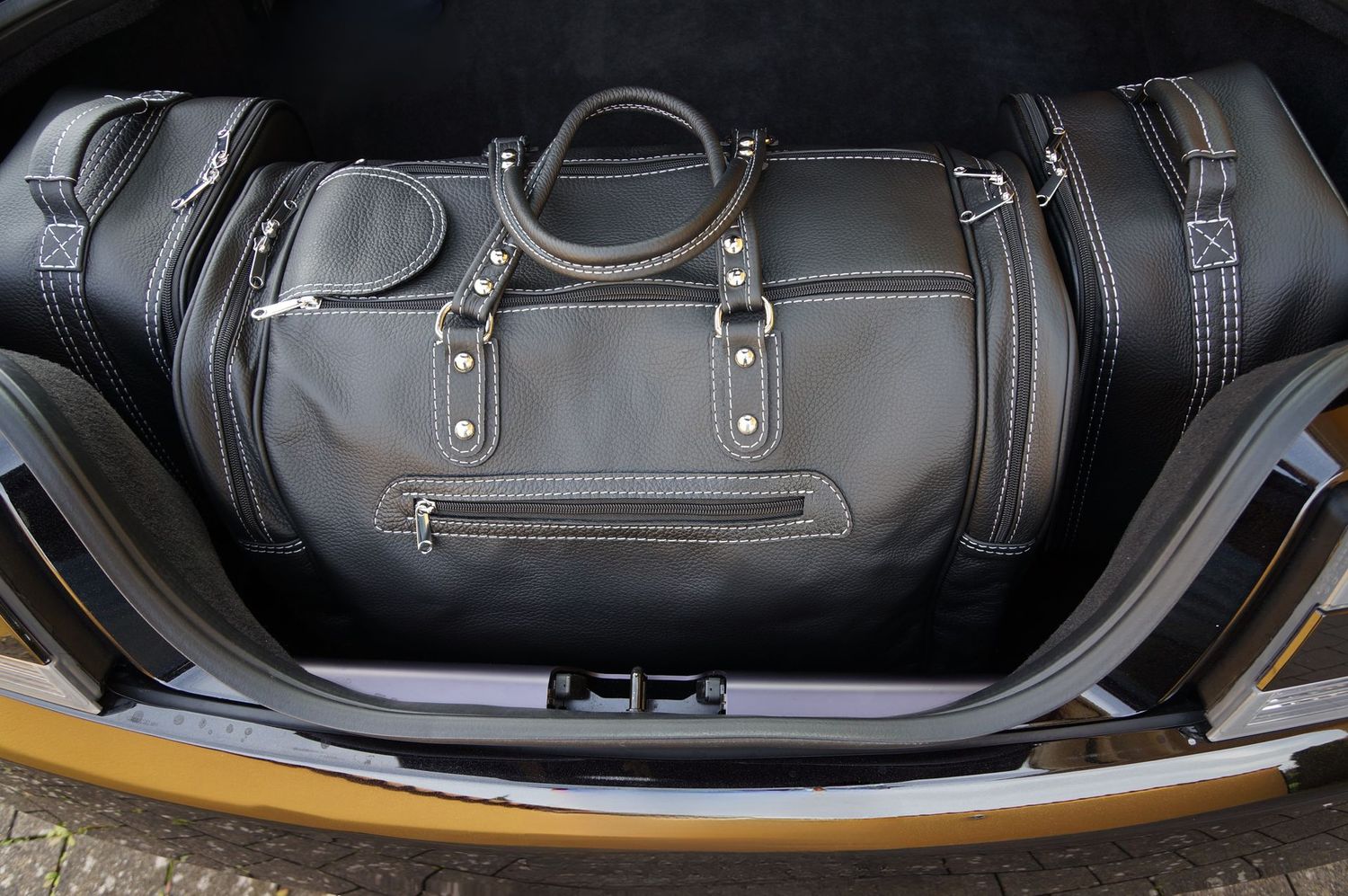 Roadsterbag suitcase set Aston Martin V12 Vantage Roadster 3-piece Black leather