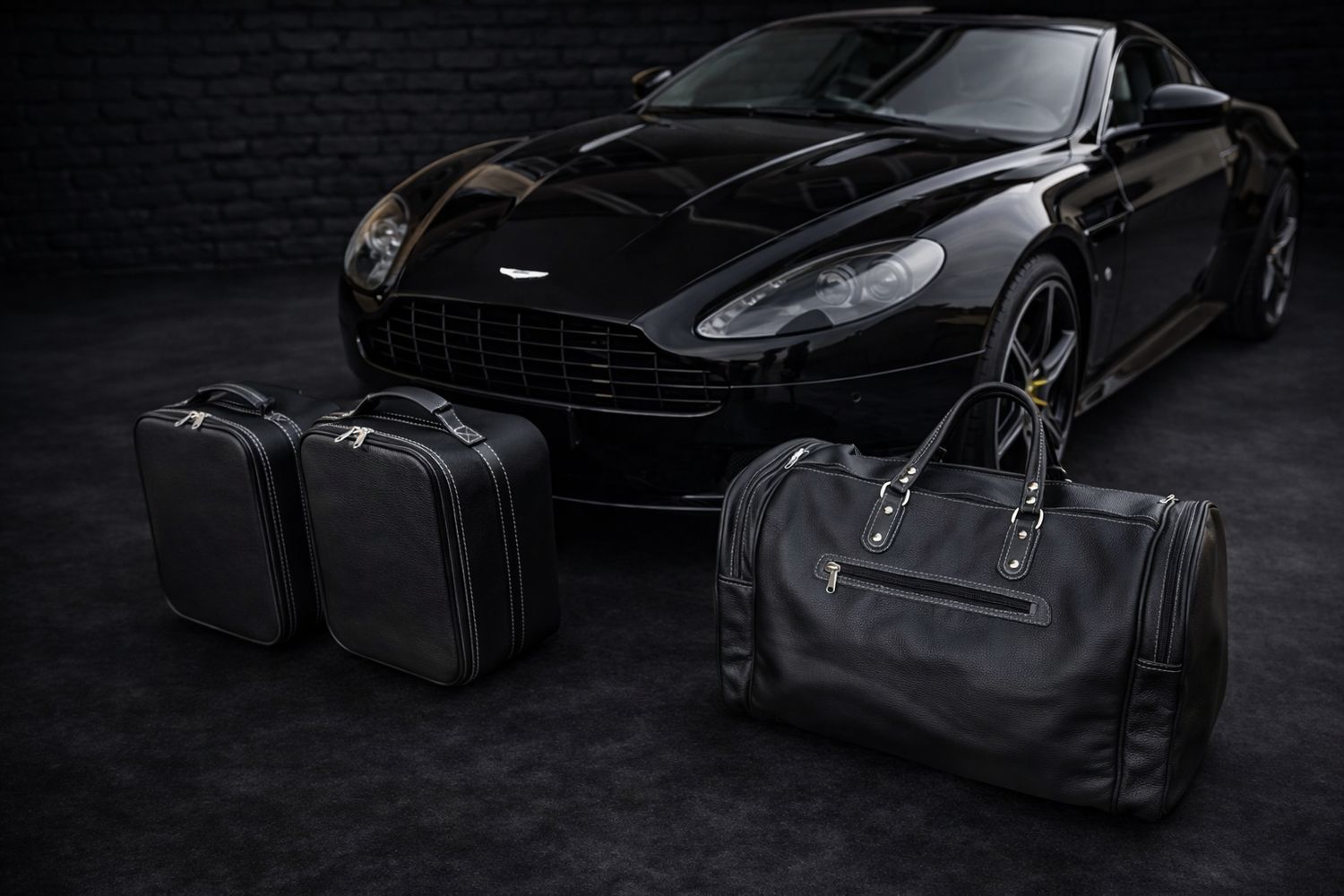 Roadsterbag suitcase set Aston Martin V8 Vantage Roadster 3-piece Black leather