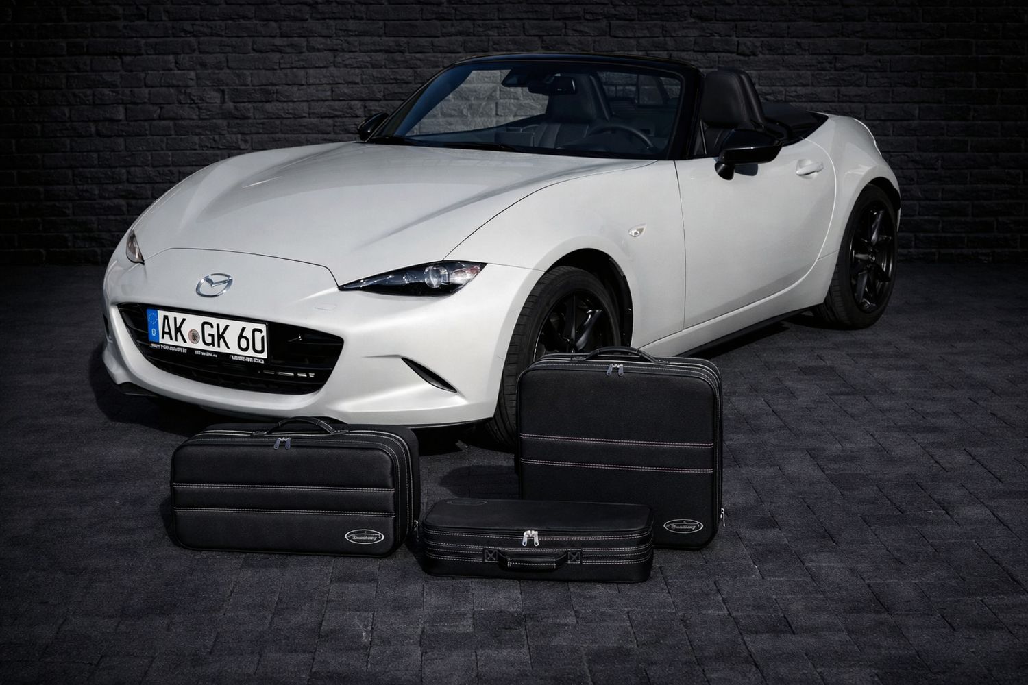 Roadsterbag kofferset Mazda MX-5 ND + RF (zilverwitte stiknaden)