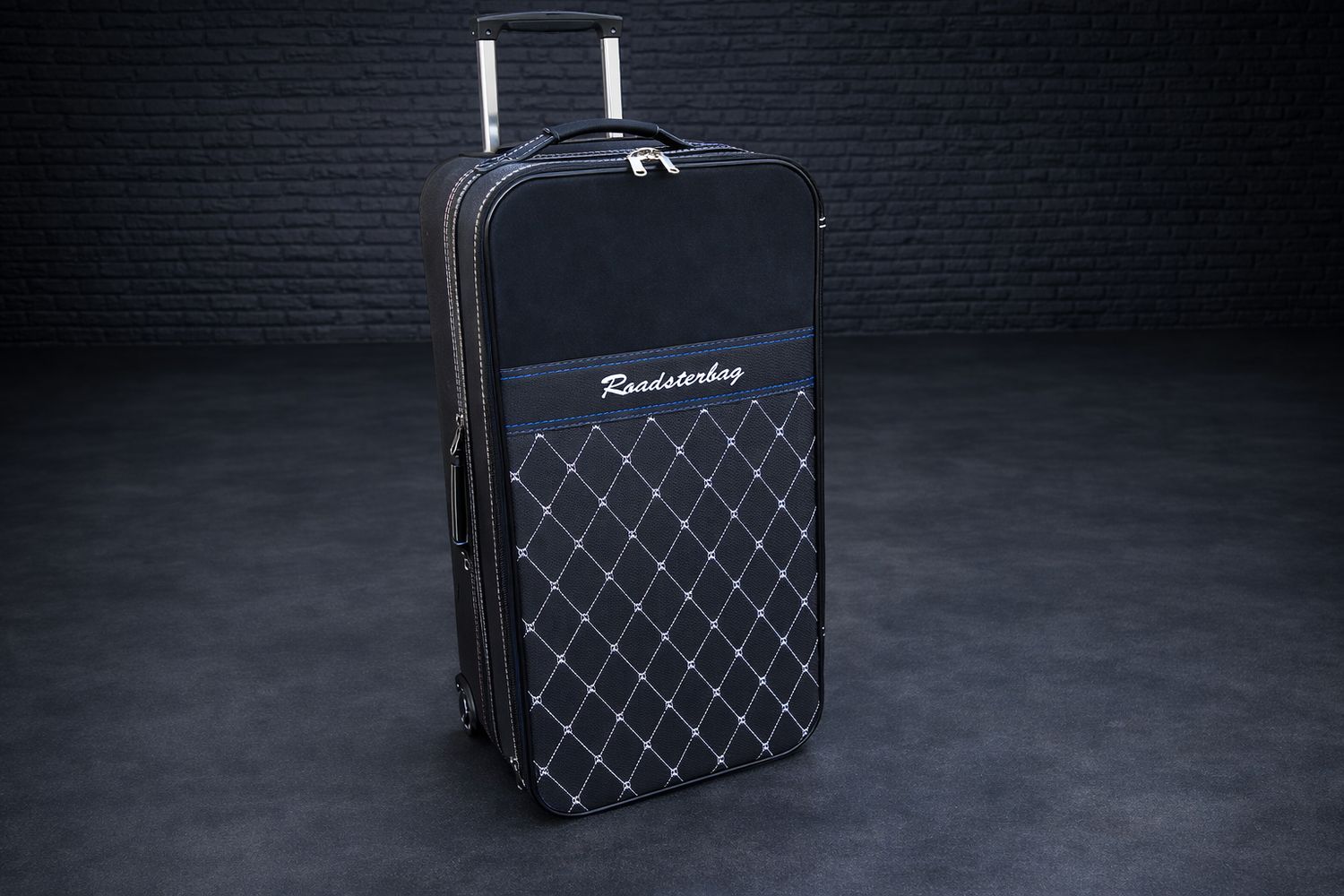 Roadsterbag suitcase set Tesla Model 3 rear bottom