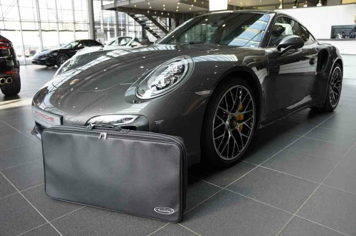 Roadsterbag suitcase Porsche 992 Coupe parcel shelf (full leather) 93cm wide Roadsterbag suitcase Porsche 992 Coupe parcel shelf (full leather) 93cm wide