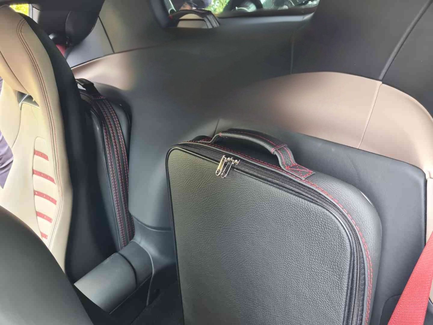 Roadsterbag luggage set Ferrari SF90 Coupe & Spider interior (2-pcs)