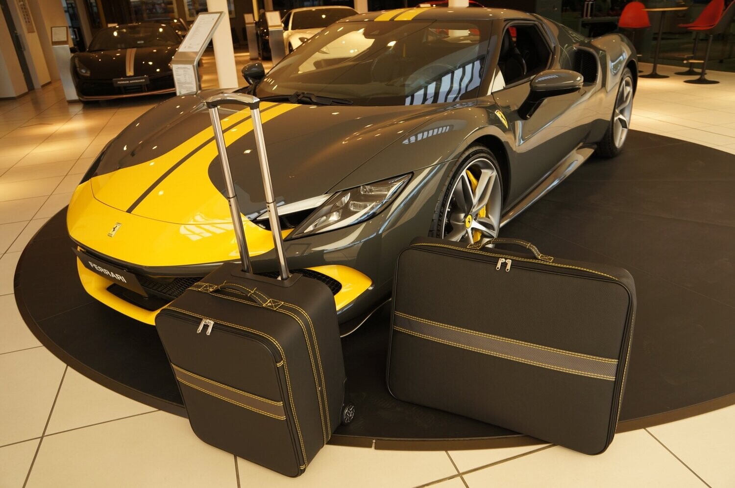 Roadsterbag suitcase set Ferrari 296 GTS trunk