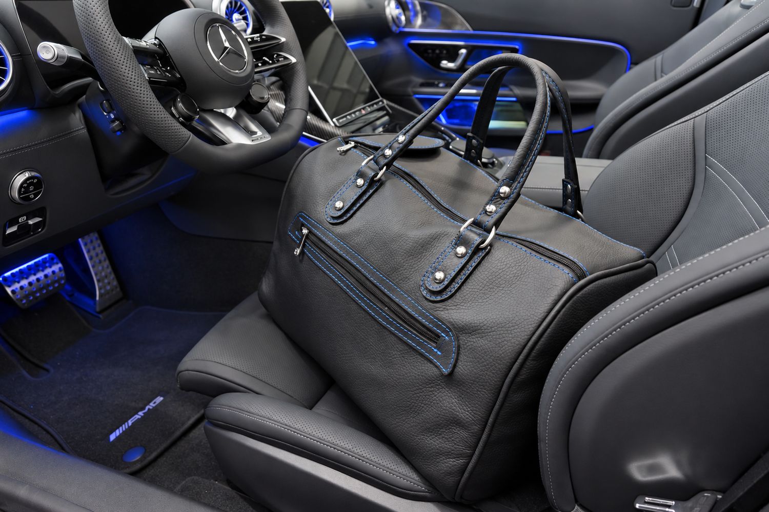 Roadsterbag rear seat bag set Mercedes SL R232 leather with Blue seams Roadsterbag rear seat bag set Mercedes SL R232 leather with Blue seams