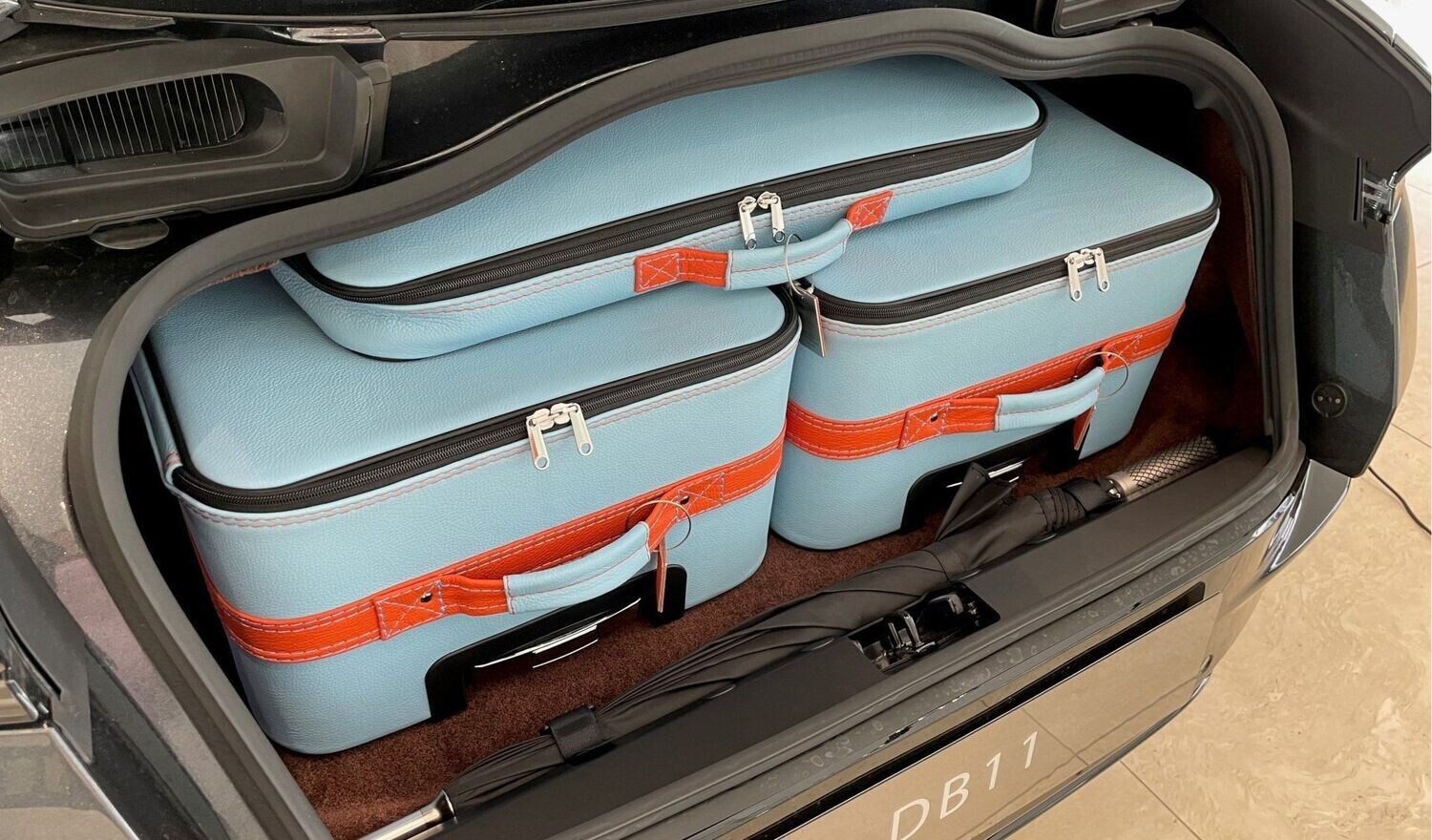 Roadsterbag suitcase set Aston Martin DB11 Coupe 3-piece Sky Blue leather