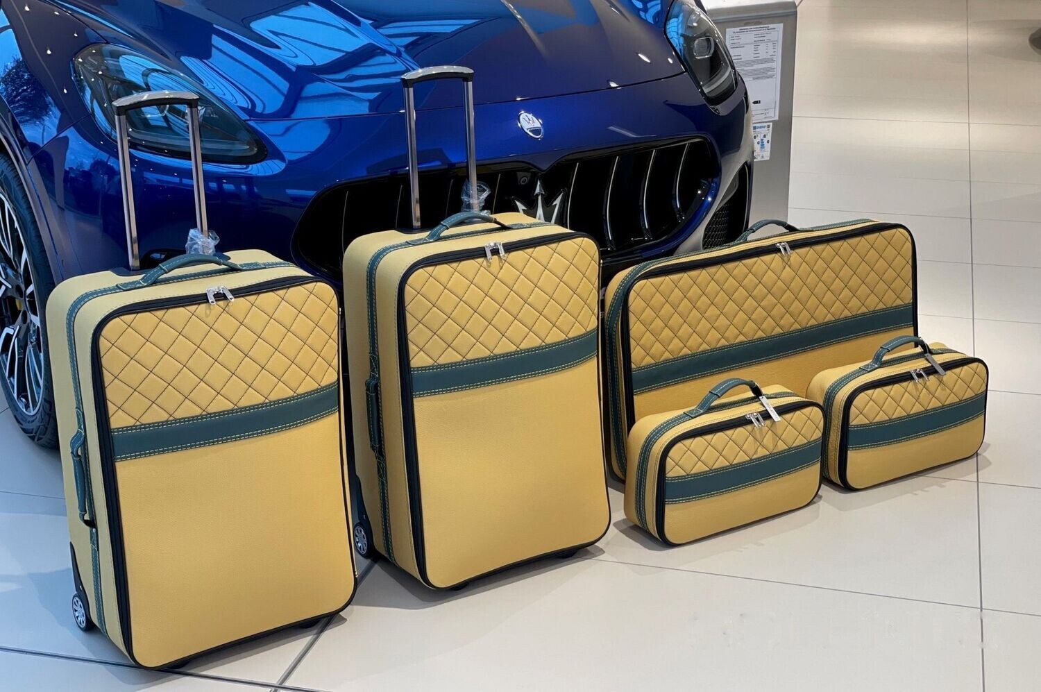 Roadsterbag kofferset Maserati Ghibli Leder Giallo (5-dlg) Roadsterbag kofferset Maserati Ghibli Leder Giallo (5-dlg)