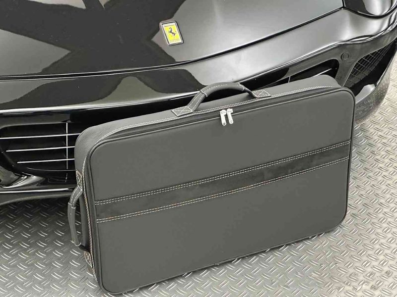 Roadsterbag garment bag Ferrari 599 GTB