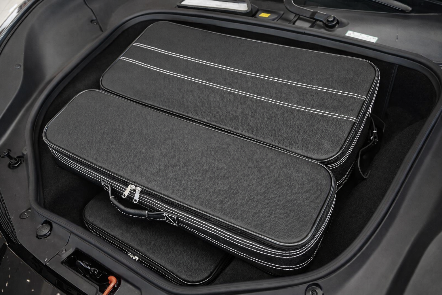 Roadsterbag kofferset Ferrari 488 Spider + zilverwitte stiknaden (3-dlg)