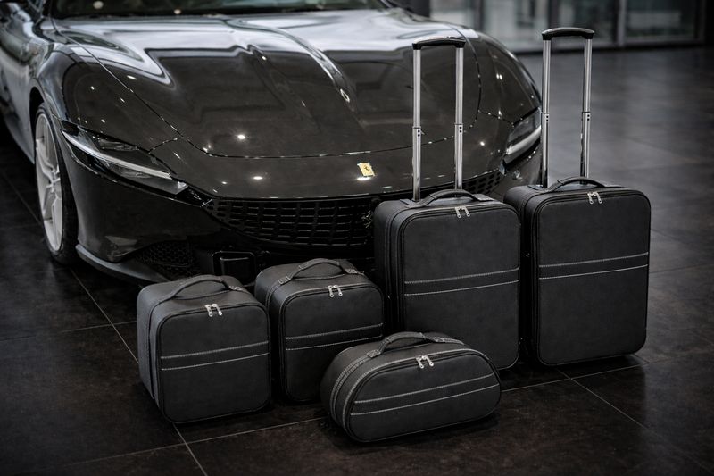 Roadsterbag suitcase set Ferrari Roma Spider + red seams (5-pcs)