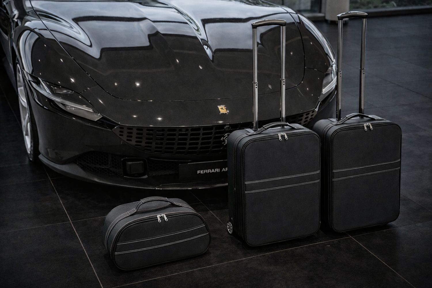 Roadsterbag kofferset Ferrari Roma Spider + zilverwitte stiknaden (3-dlg)