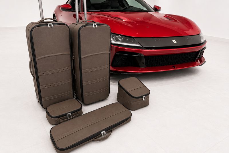 Roadsterbag suitcase set Ferrari 12Cilindri Spider (without Subwoofer) in Espresso leather (5-dlg)