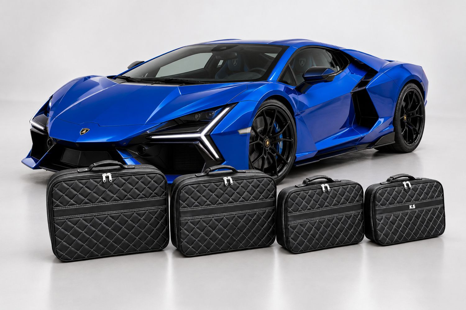 Roadsterbag suitcase set Lamborghini Revuelto (4 pcs) Rombus Silverwhite 4x4 Roadsterbag suitcase set Lamborghini Revuelto (4 pcs) Rombus Silverwhite 4x4