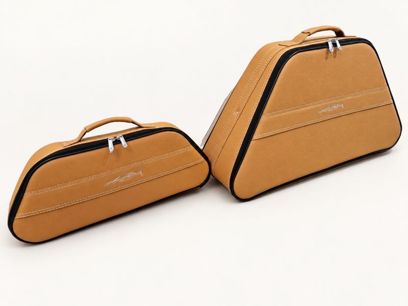 Roadsterbag luggage set Ferrari SF90 Coupe & Spider front in Sabbia leather (2-pcs)