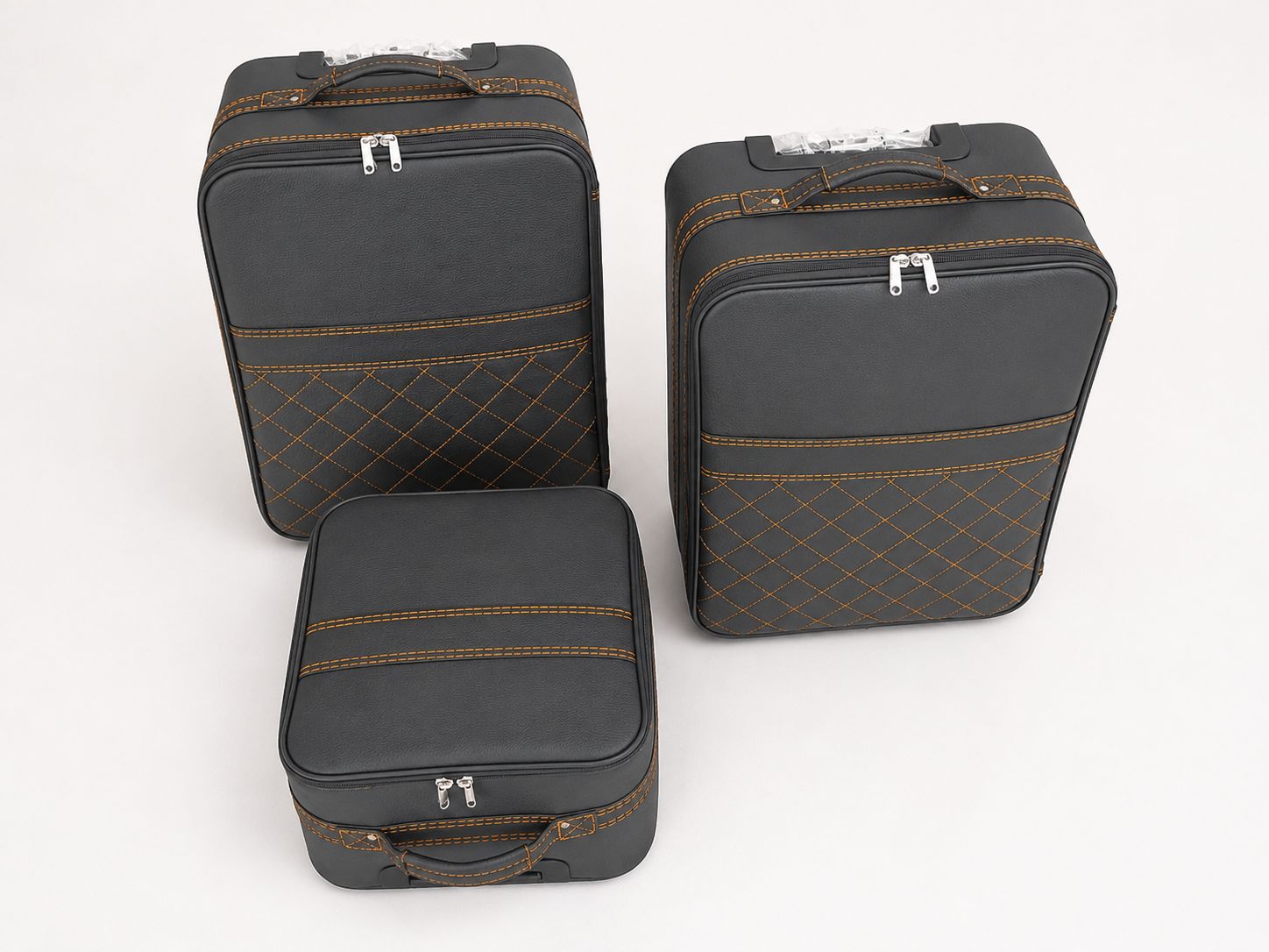 Roadsterbag suitcase set Ferrari Portofino (also M) 6-piece Roadsterbag suitcase set Ferrari Portofino (also M) 6-piece