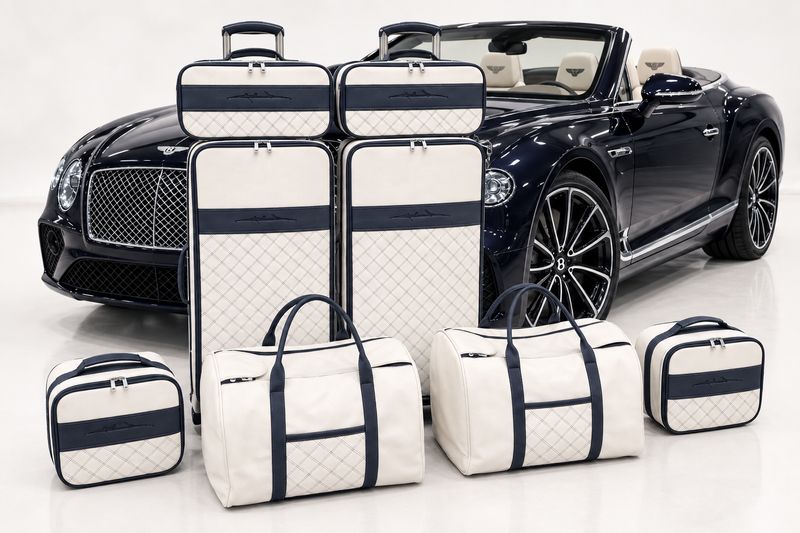 Roadsterbag suitcase set Bentley Continental GTC 2019-2023 in Avorio leather + Silhouette (8-pcs)