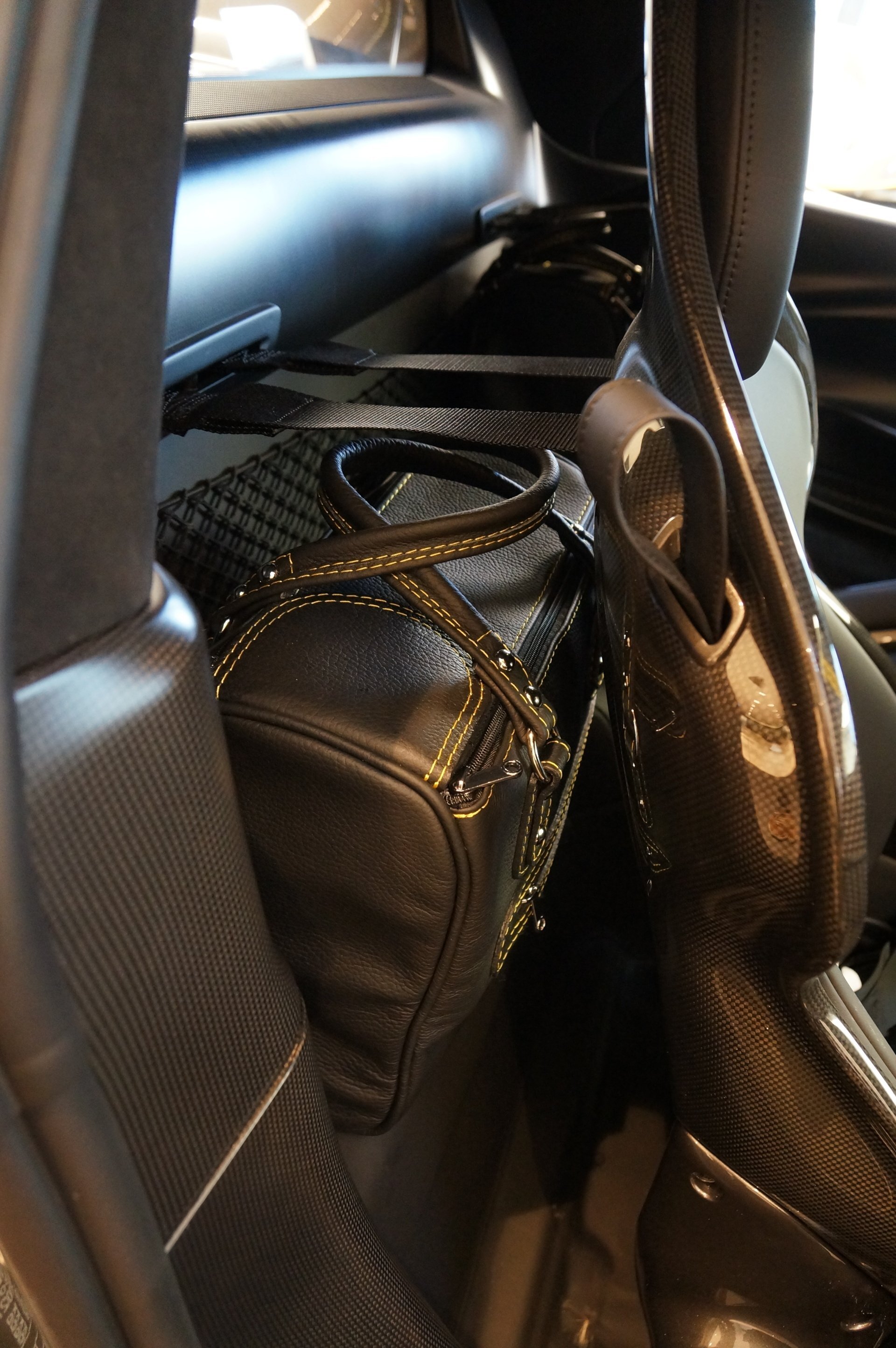 Roadsterbag tassenset Ferrari 296 GTS Interieur