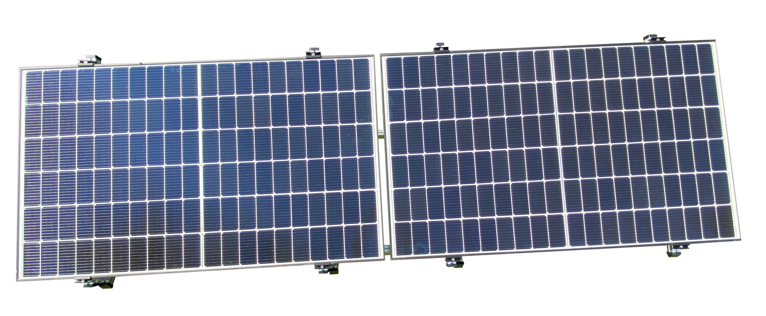 Stecker Solar Gerät, 600 Watt, mit 2 Modulen und einem Dual-Wechselrichter