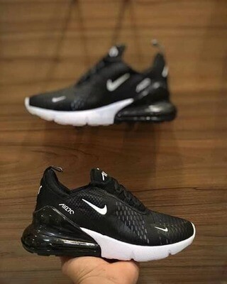 Nike White Tik