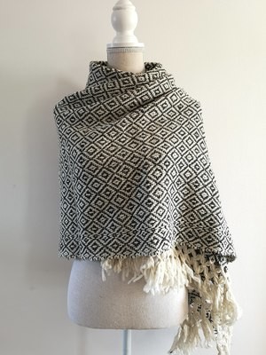 Handmade Natural Wool Rebozo Black and White Handmade Natural Wool Rebozo Black and White