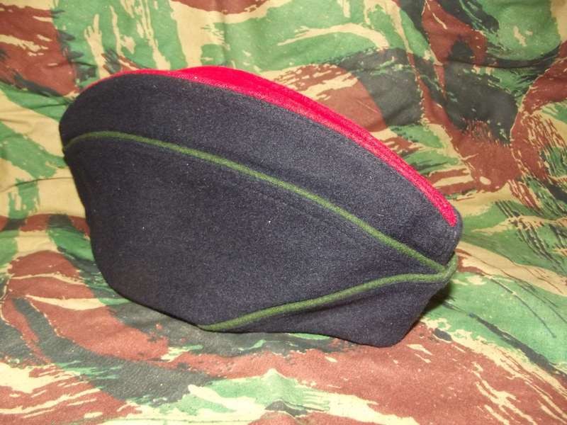 Calot Modèle 1957 Service des Essences Guerre d'Algérie.Taille 58