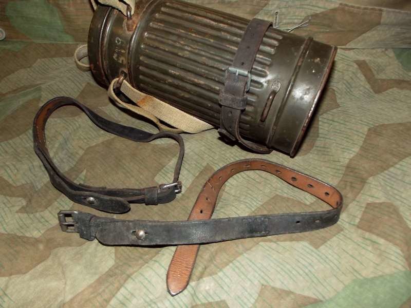 Sangle  Multi usage  zeltbahn sur Tornister  modèle 31 WH.ww2