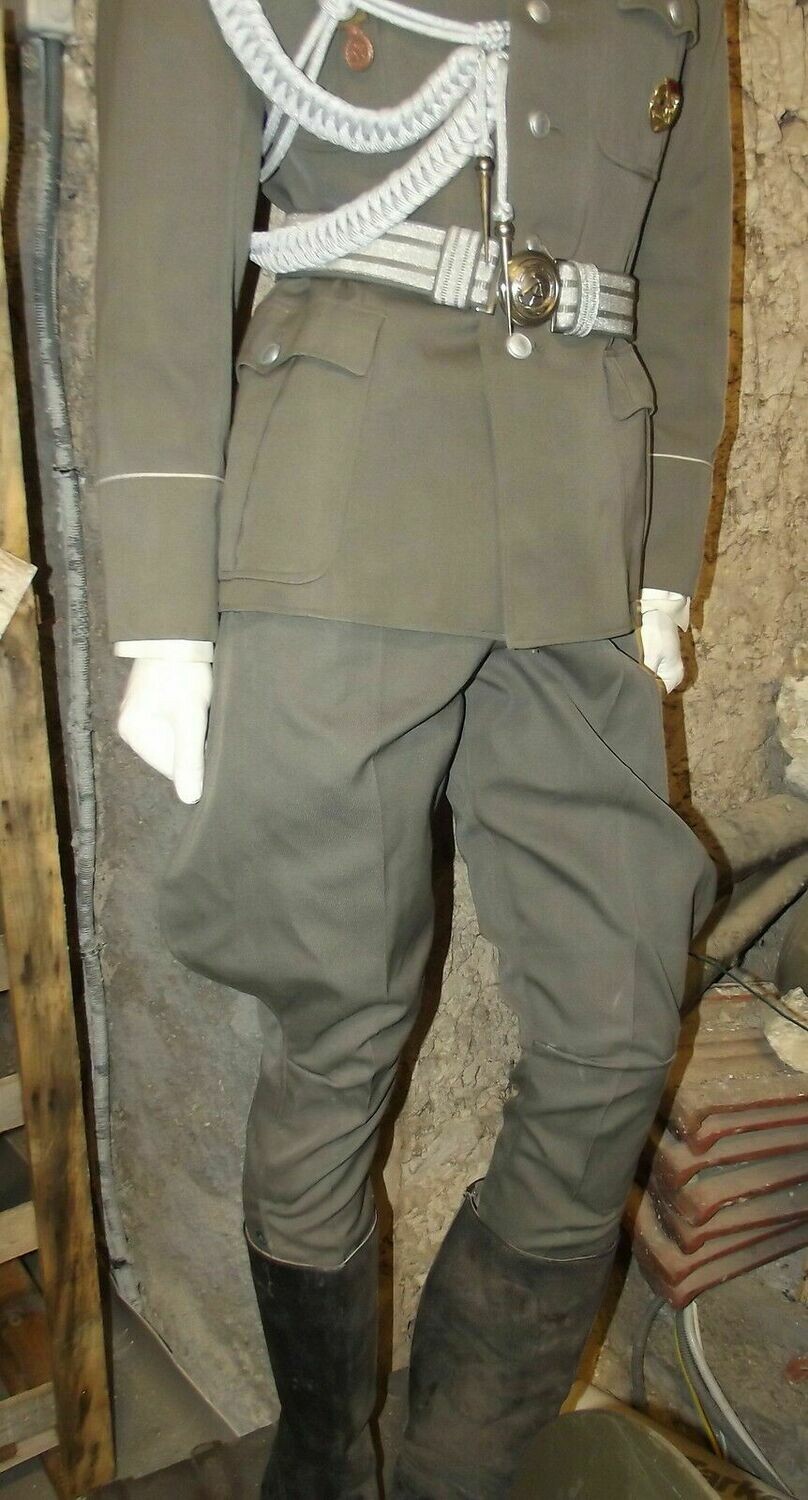 Pantalon Officier Est-Allemand NVA/DDR.armée de terre Taille g48=38 fr