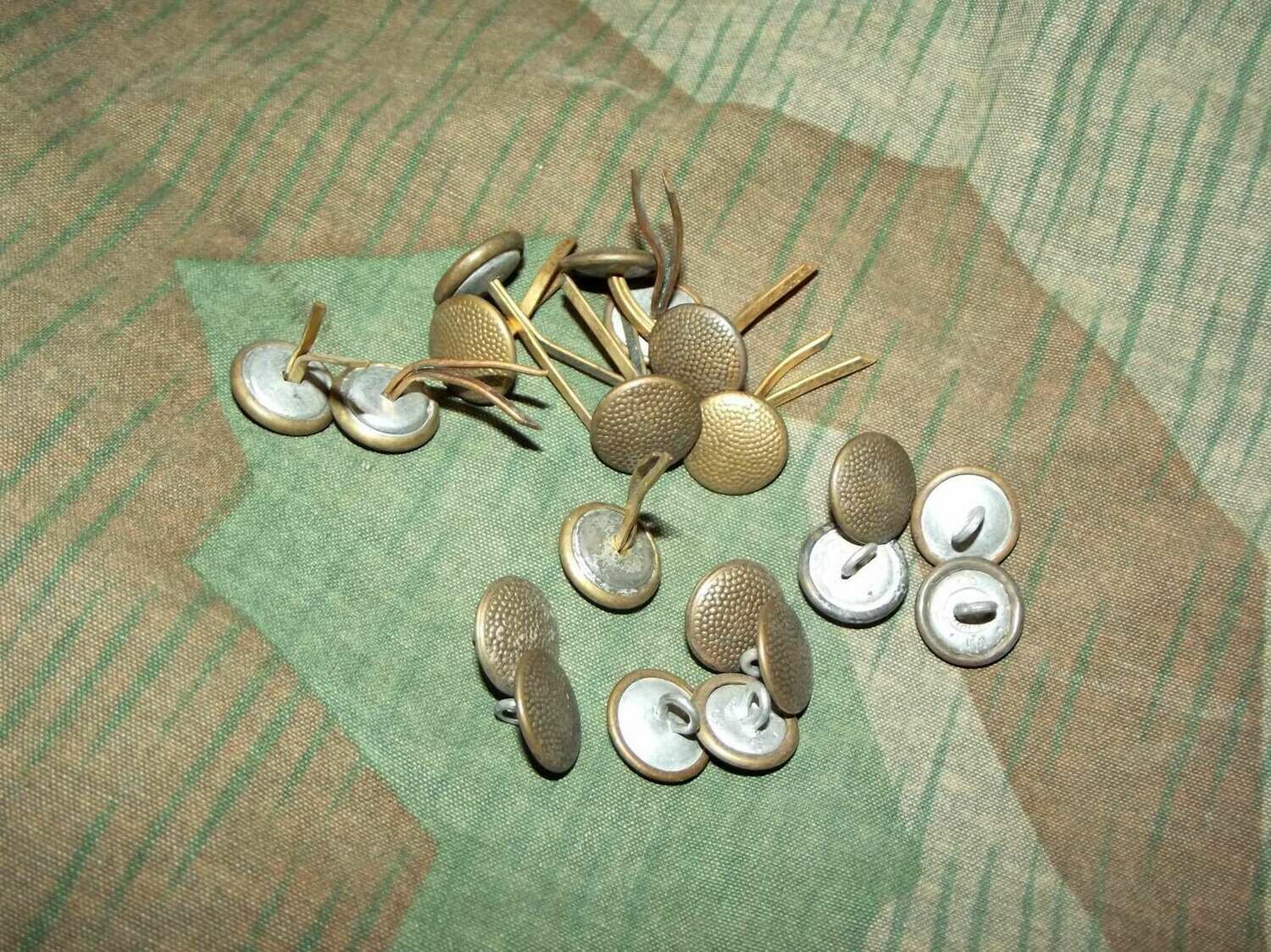 Lot de 20 boutons Allemands pour casquette officier schirmmütze.