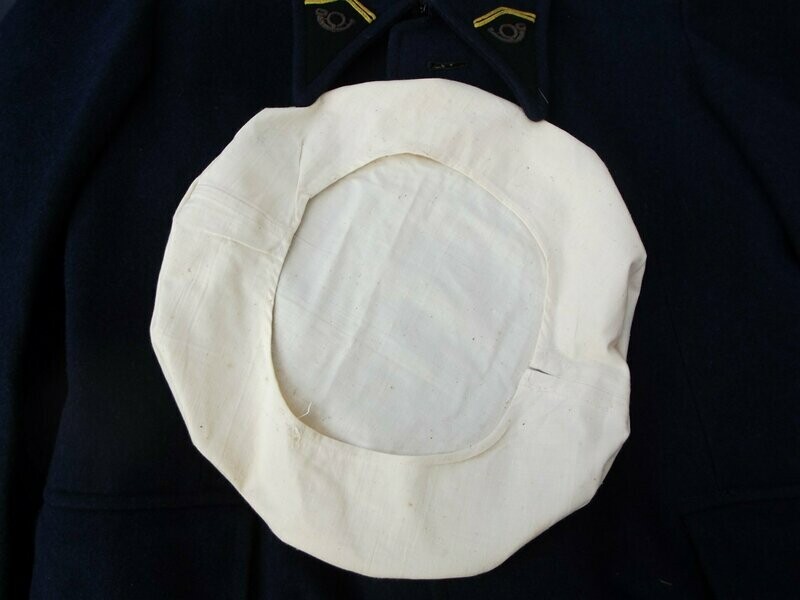 Couvre tarte Chasseur Alpin modèle ancien en lin 1934-1955.