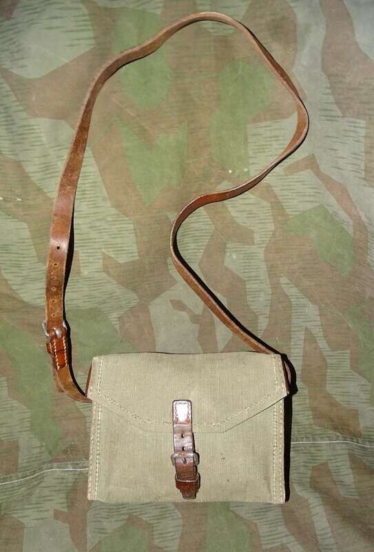 Sac  pionnier Suisse  toile et cuir 1940-1955 occasion  bon état.