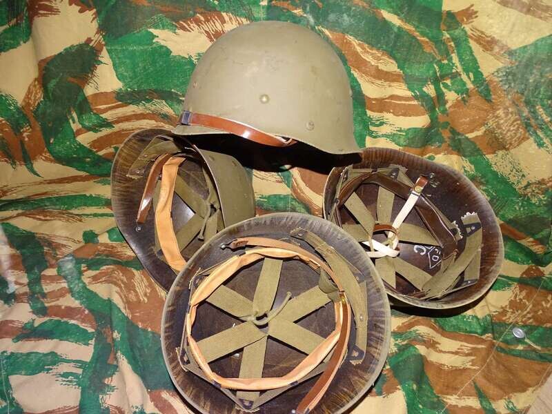 Liner  pour casque 51 Français 1953  neuf de stock .