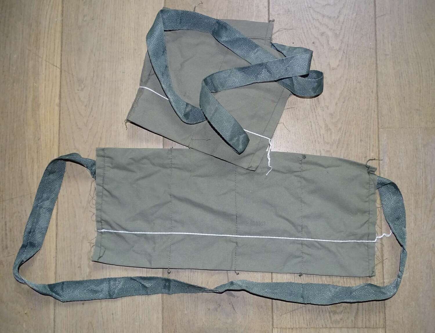 Lot de 2 Bandoulières additionnelles  chargeur  Famas Armée Française .