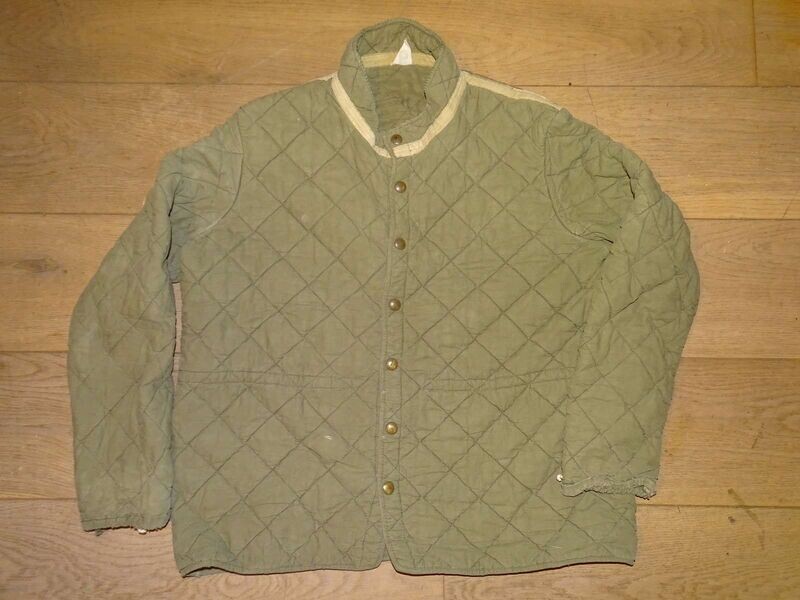 Veste Matelassée 2° type  guerre d'Algérie .Vintage .