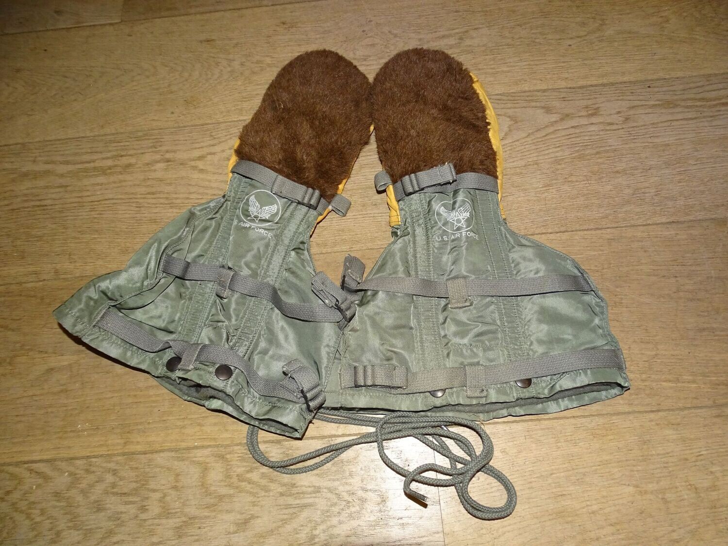 Moufles De Tir URSS 1963 - Cuir 3 Doigts - Taille M - Neuf Stock