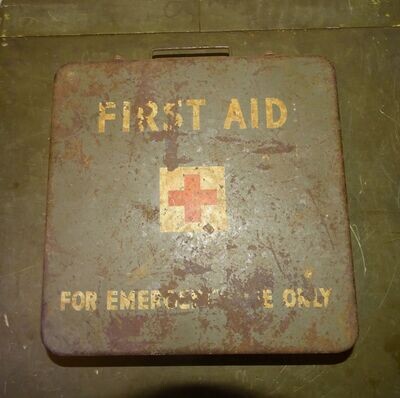 Trousse first aid 24 units GMC ,Sherman .