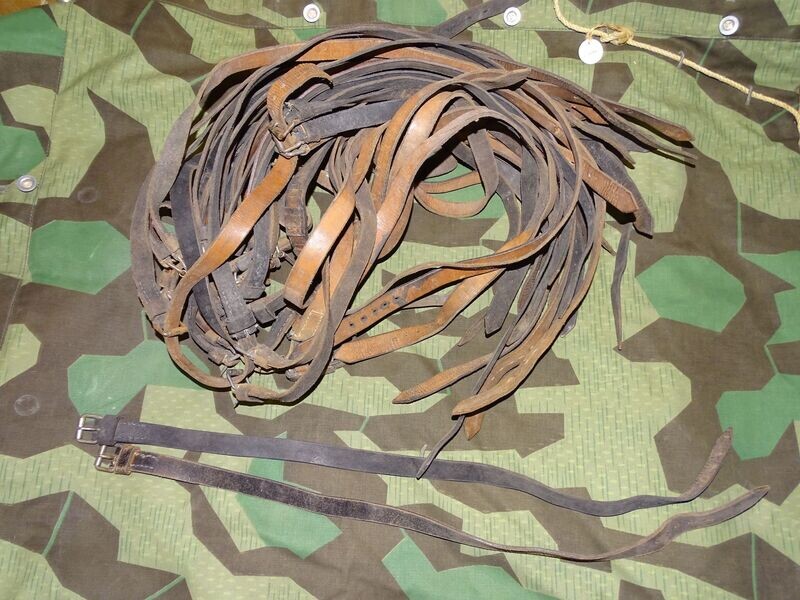 Sangle Cuir pour Tornister Allemand 57 cm .