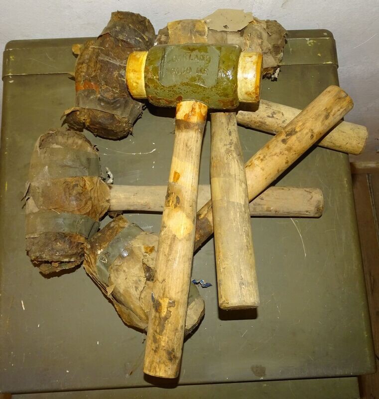 Maillet  US Army , Corps of Engineers ww2 stock NOS.