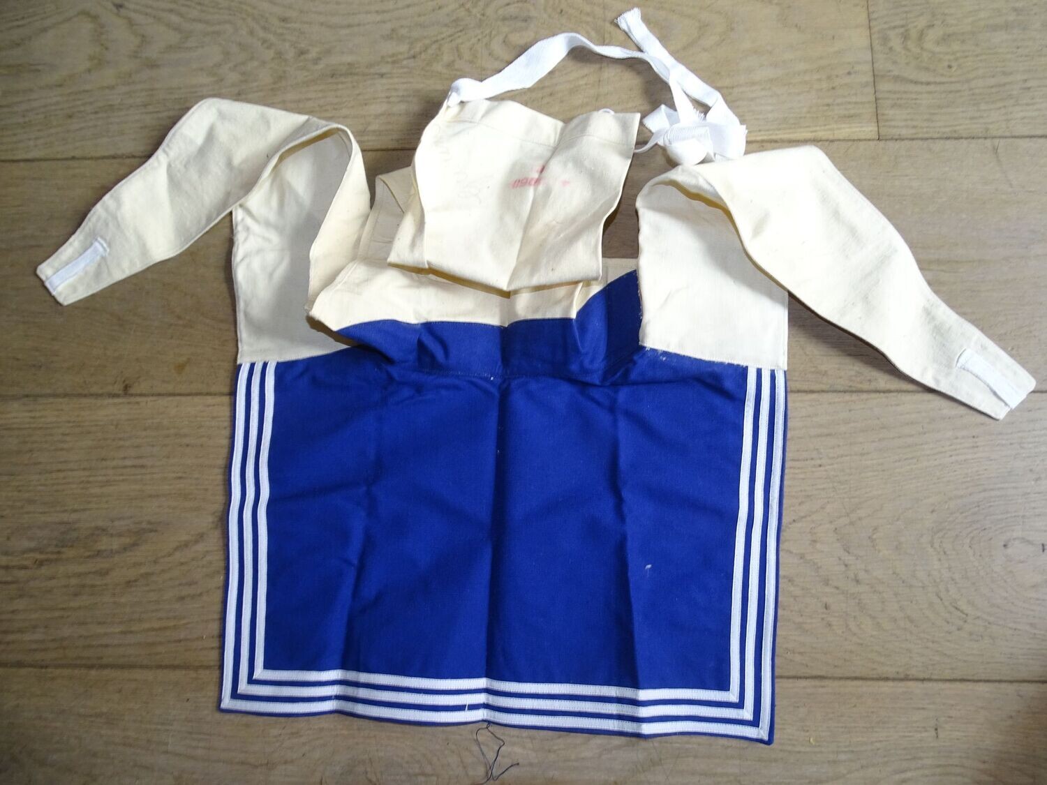 Col de marin uniforme marine française 1960 .