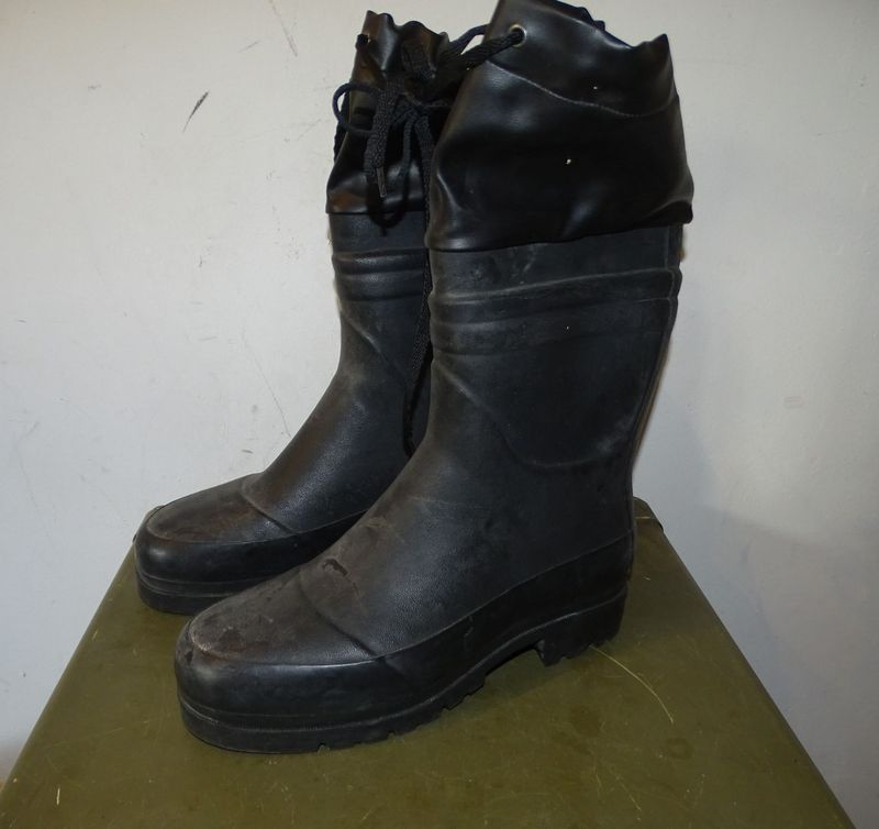 Bottes Militaires Hommes Taille UK 11 - Cuir Résistant à L'eau - Occasion Bon état
