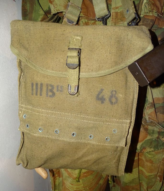 Musette Sac  Modèle  48  Medical Infirmier,Brancardier  Guerre d'Algérie Indochine .