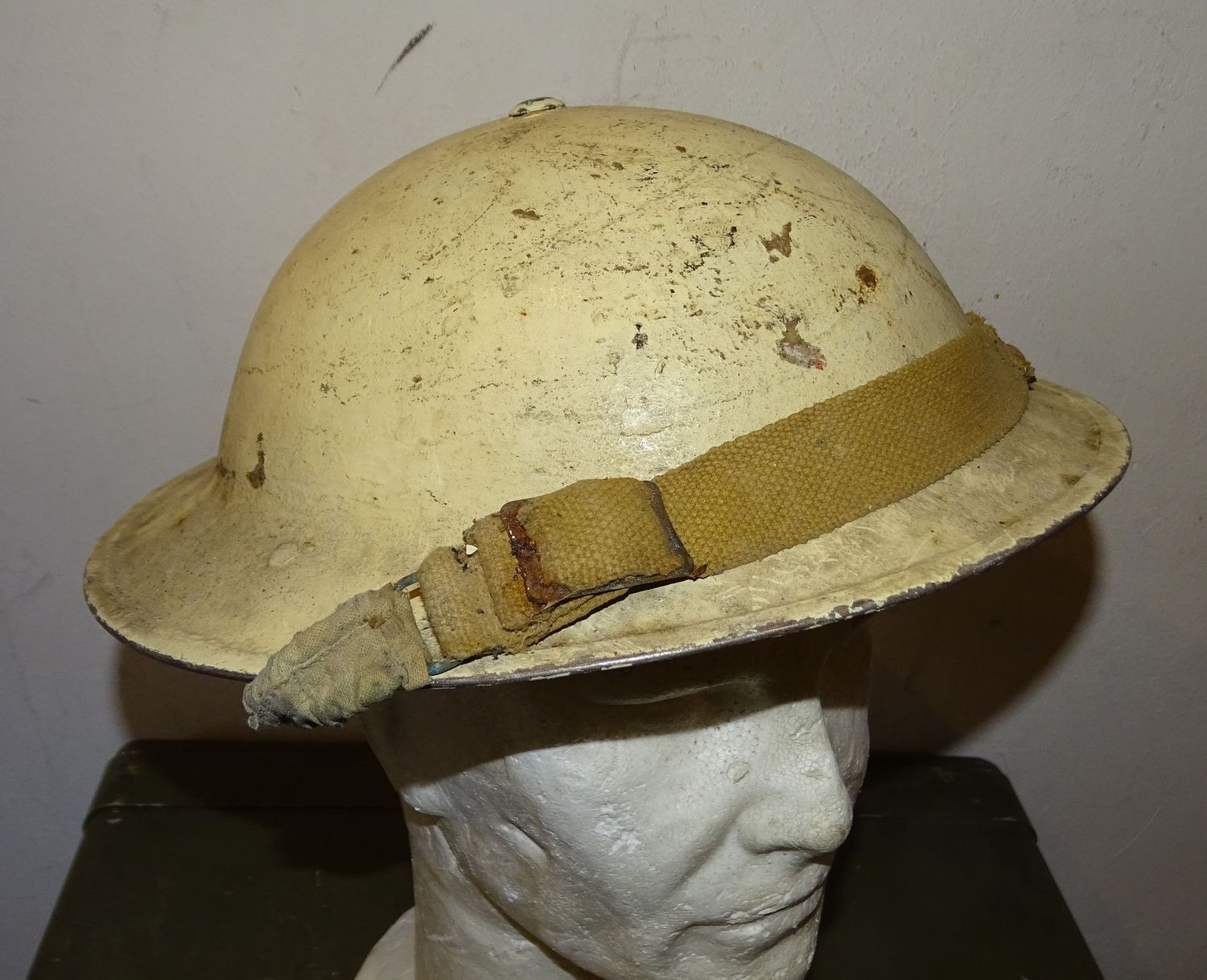 Casque Anglais  Mark II  8th armée /Israël Tsahal guerre de 6 jours 1967