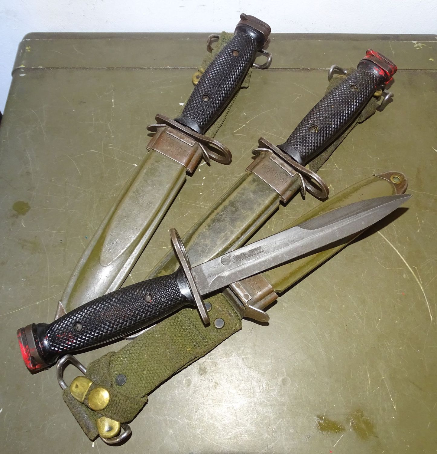 Baionnette US M7 Colt d’Occasion – Bon État, Authentique Pièce de Collection