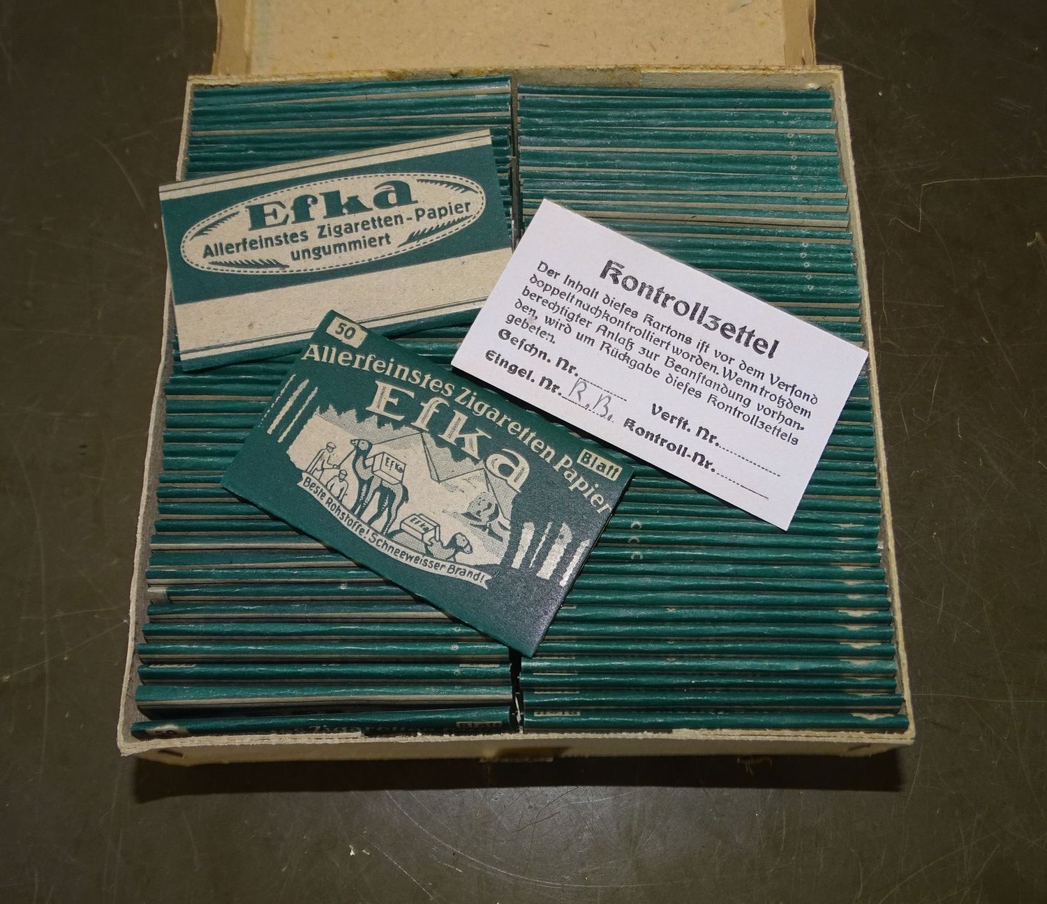 Papier à Cigarettes Allemand WW2 EFKA - Authentique Deuxième Guerre Mondiale.Lot de 2 paquets  .