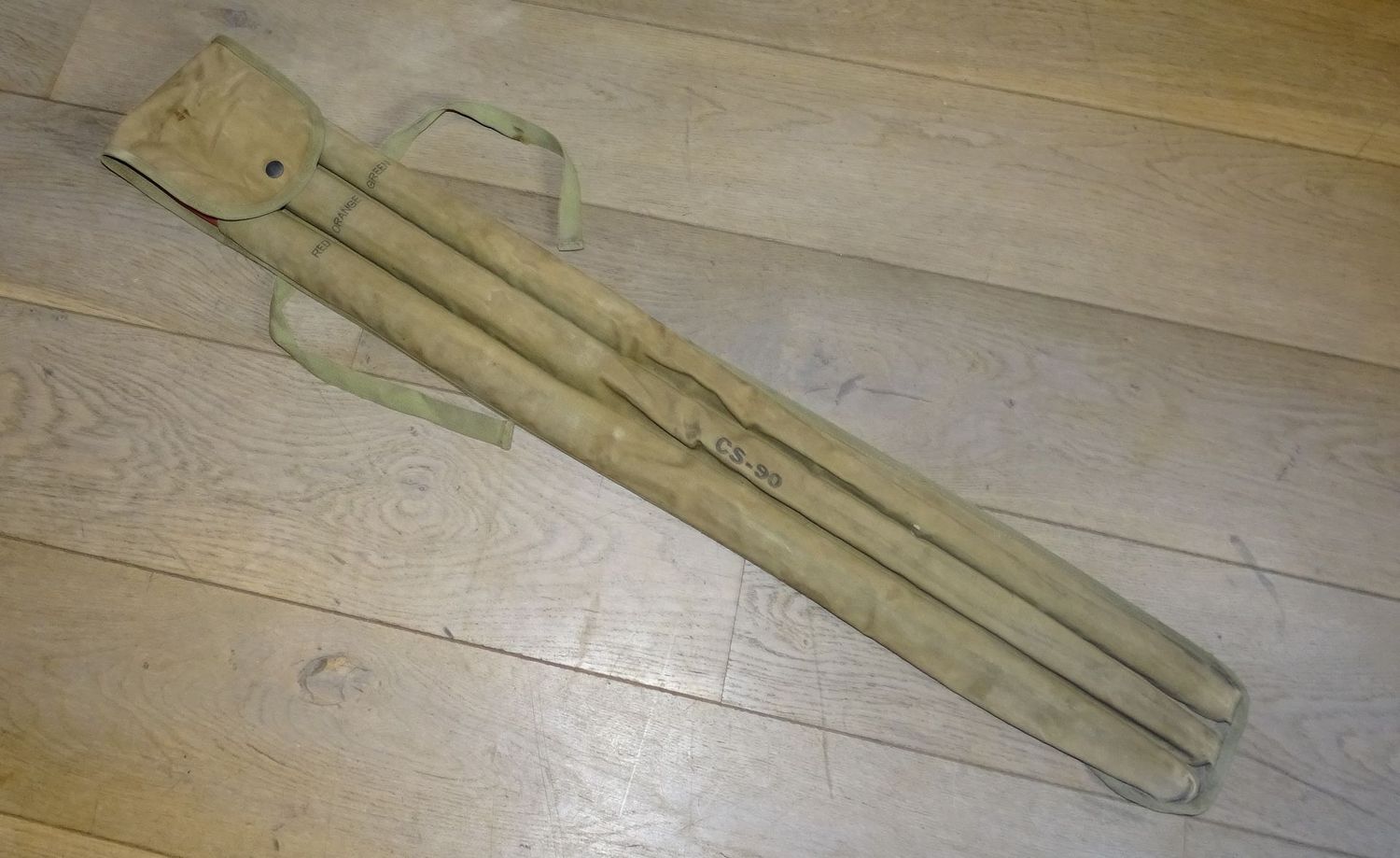 Kit M-238 US Army WWII - 3 Drapeaux de Signalisation Rouge, Jaune, Vert - Bon État, Occasion