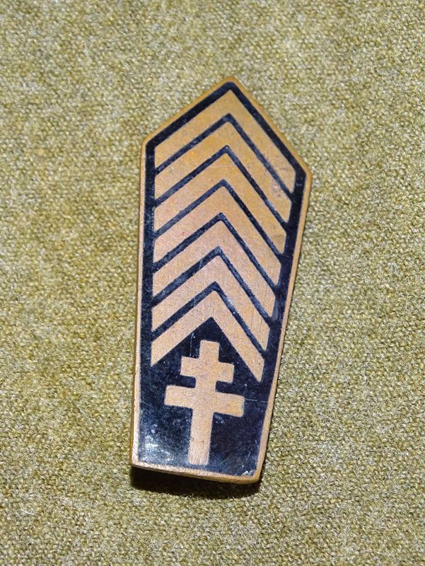 Rare insigne fantaisie 13e DBLE – Croix de Lorraine, WW2
