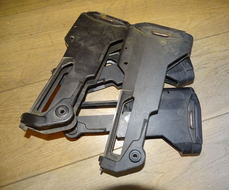 Crosse FAMAS F1 occasion.
