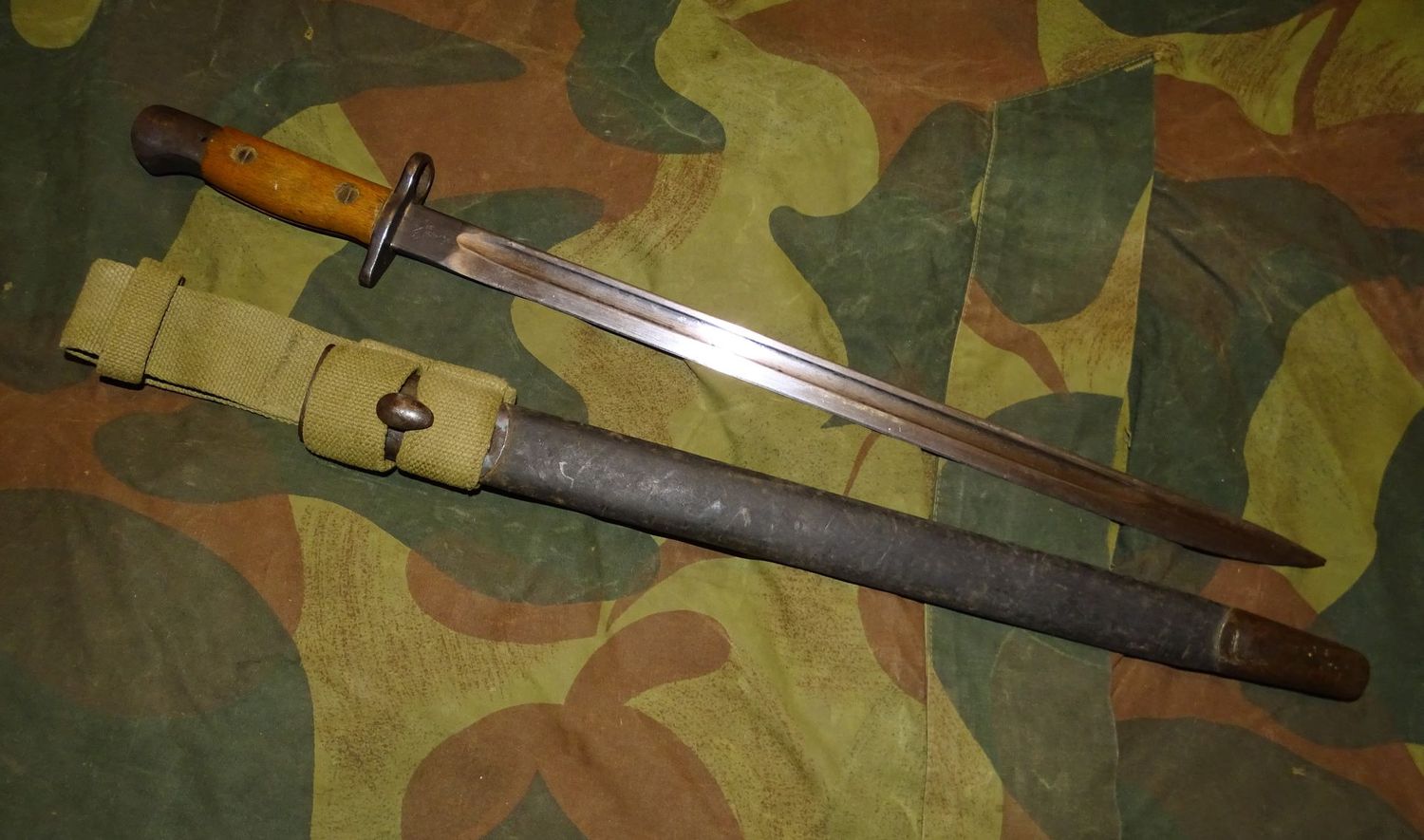 Baionnette 1907 Anglaise pour Lee Enfield 1913. Baionnette 1907 Anglaise pour Lee Enfield 1913.