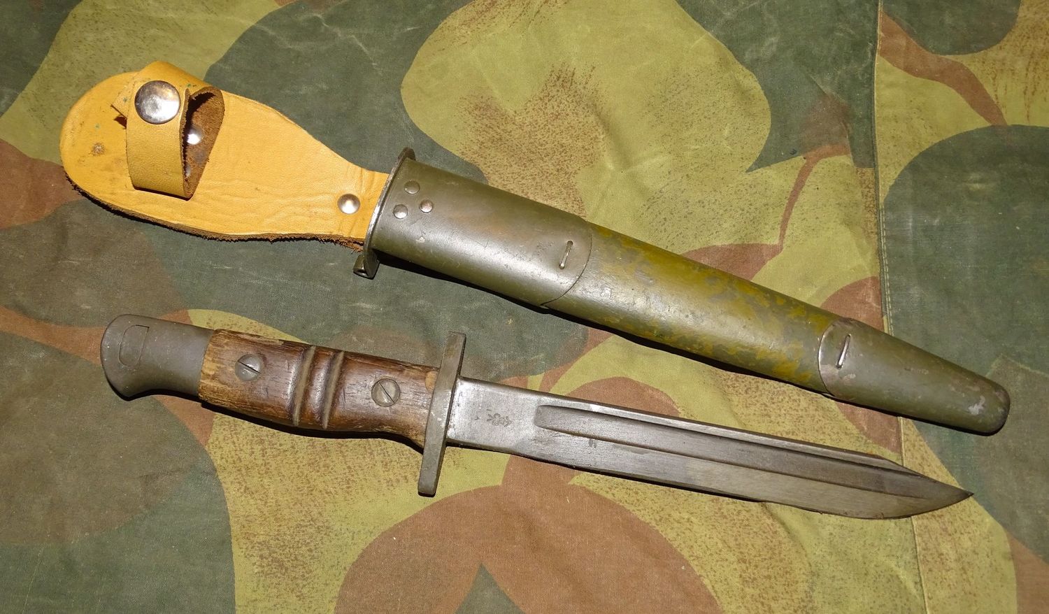 Poignard Français US 17 Parachutiste/Légion étrangère. Poignard Français US 17 Parachutiste/Légion étrangère.